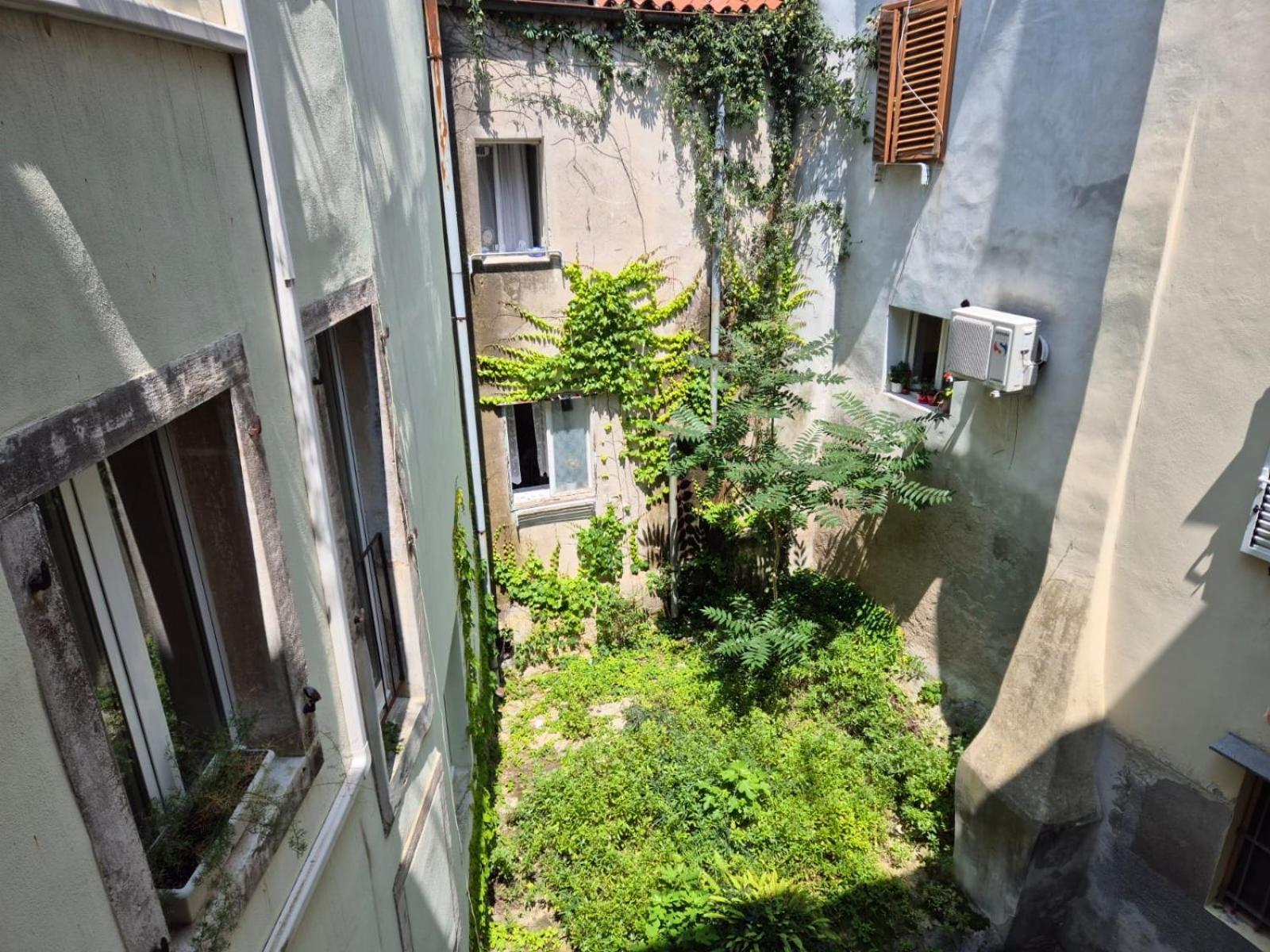 Arioso Apartma *